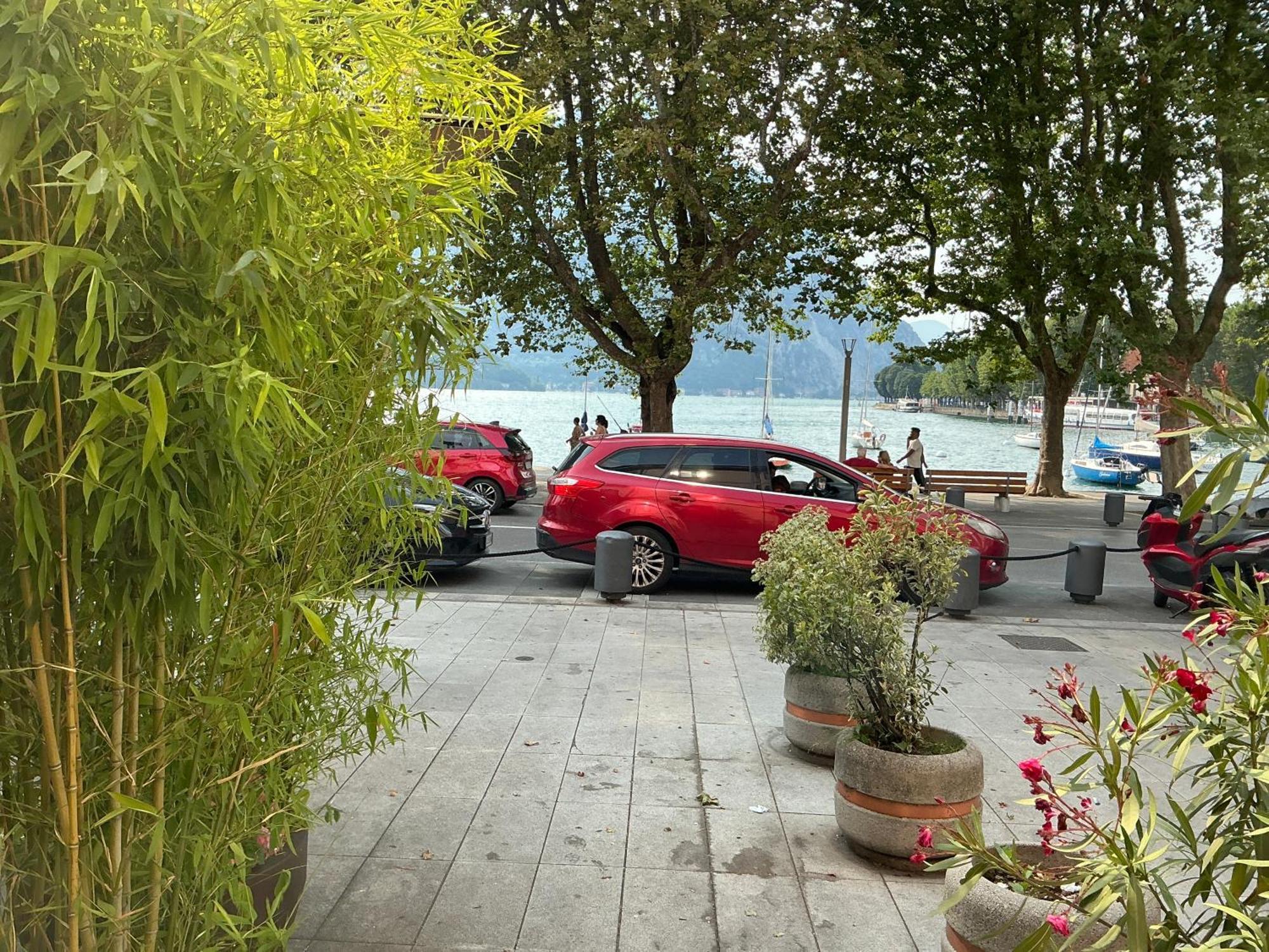 La Viscontea Apartment Lecco Ngoại thất bức ảnh